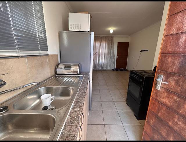 2 BEDROOM HOUSE FOR SALE IN SAVANNA CITY